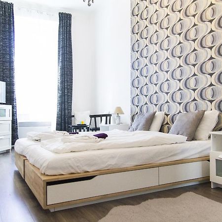 Bright 2Br&Ac Apt At Astoria Budapest Exterior photo