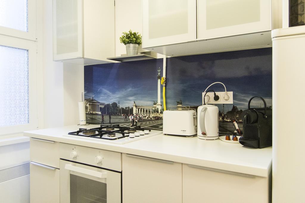 Bright 2Br&Ac Apt At Astoria Budapest Exterior photo